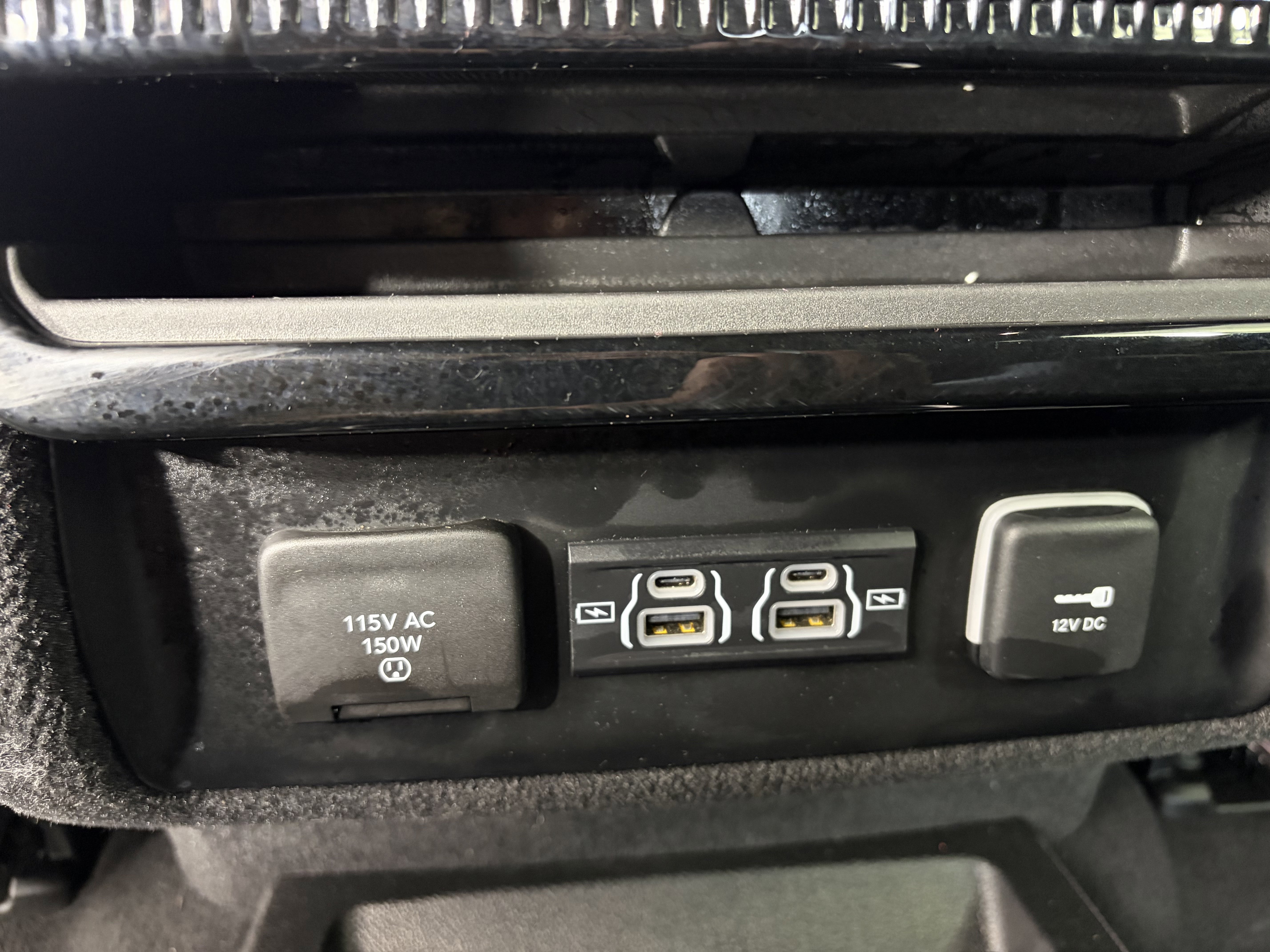 Used 2024 Jeep Wagoneer Series II image 22