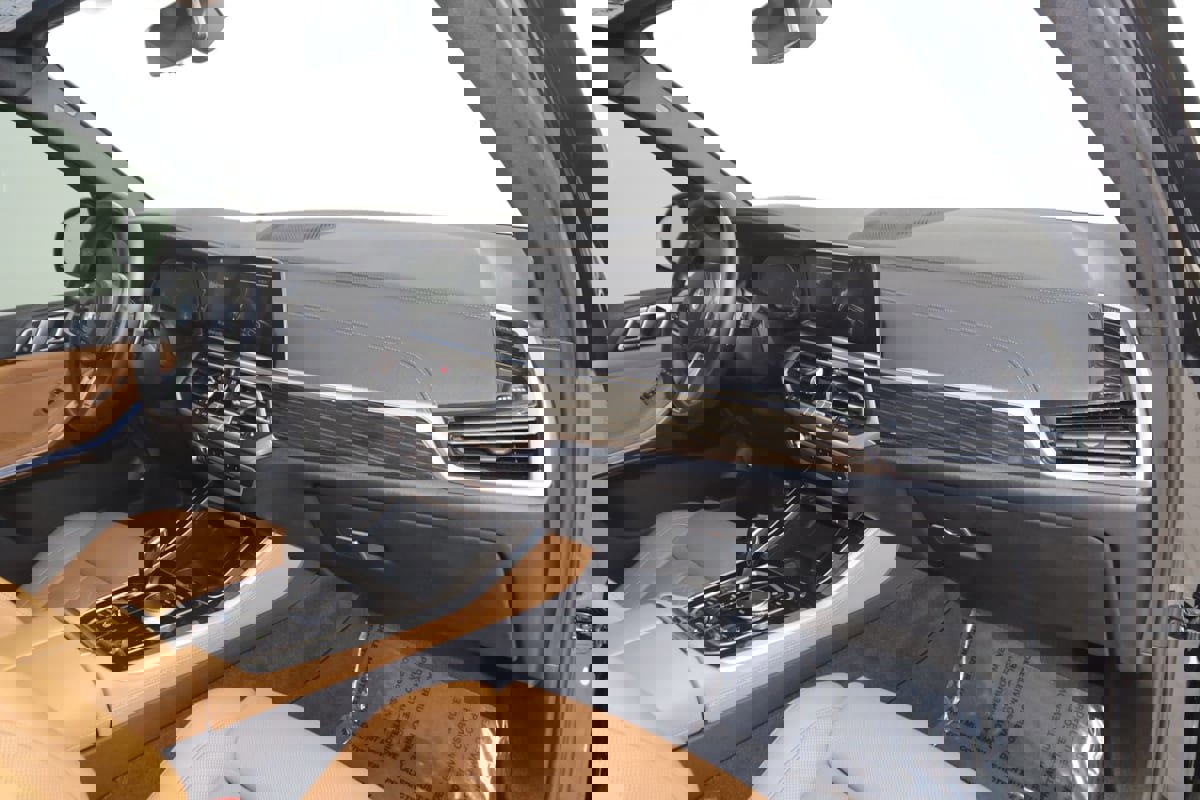 Used 2023 BMW X5 xDrive45e w/ M Sport Package image 53