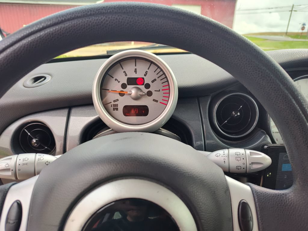 Used 2003 MINI Cooper Hardtop FWD image 6