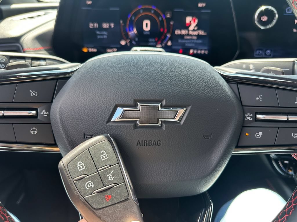 New 2026 Chevrolet Traverse RS w/ LPO, Floor Liner Package AWD/4WD image 39
