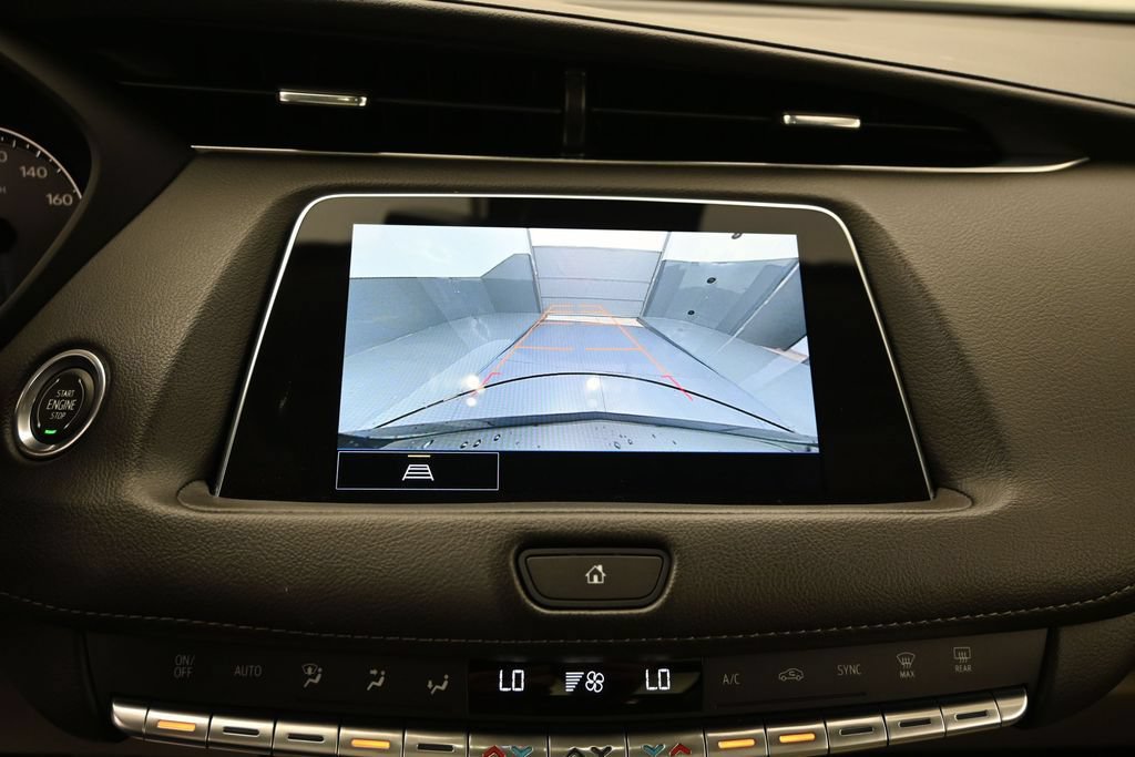 Certified 2023 Cadillac XT4 Luxury FWD image 11