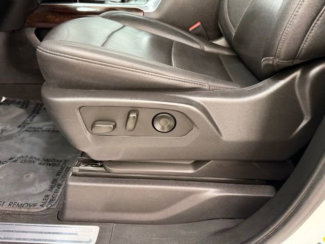 Used 2024 GMC Sierra 3500 SLT w/ SLT Premium Package image 17