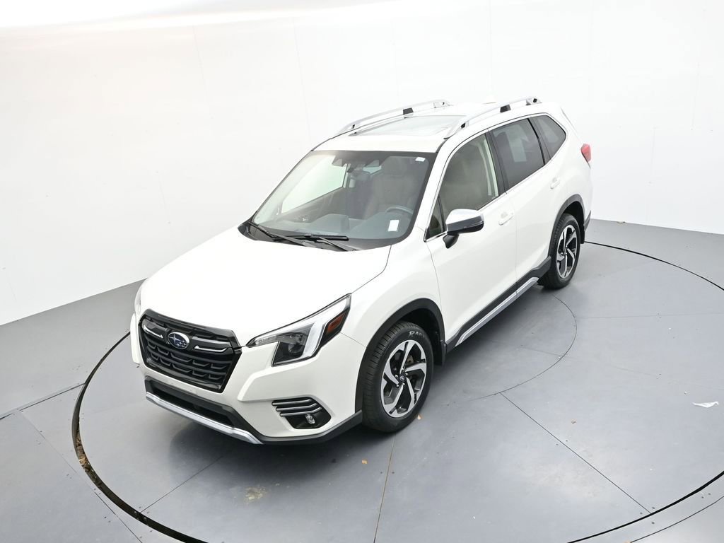 Used 2023 Subaru Forester Touring image 25