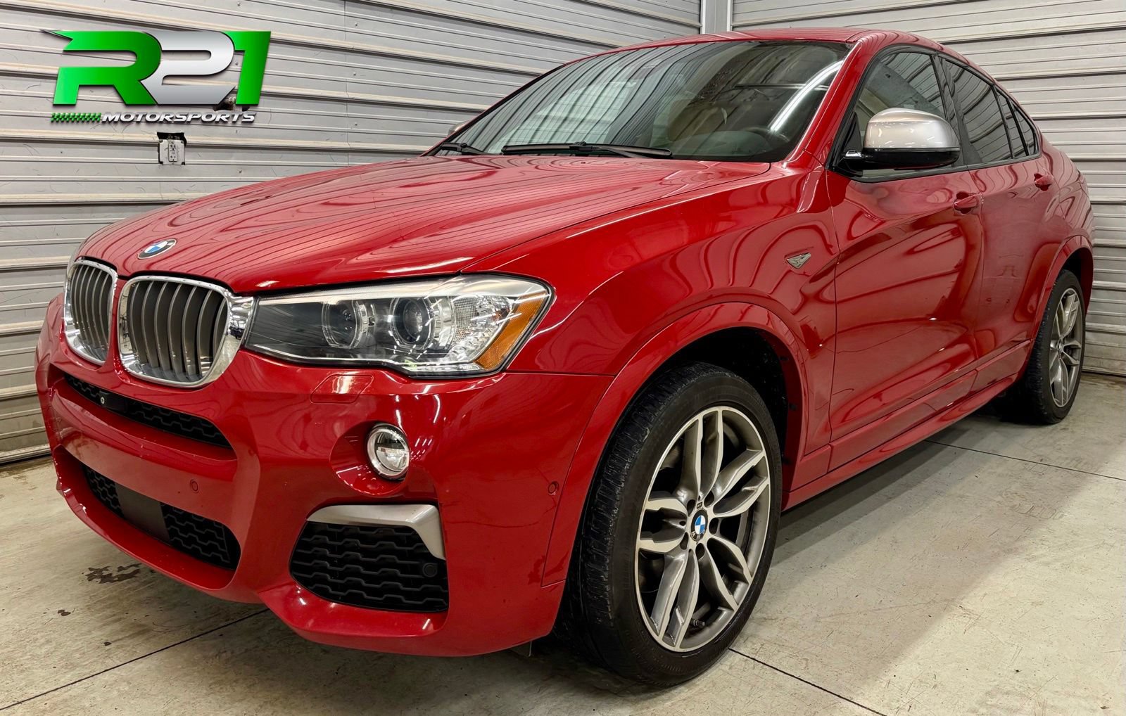 Used 2018 BMW X4 M40i AWD/4WD image 1
