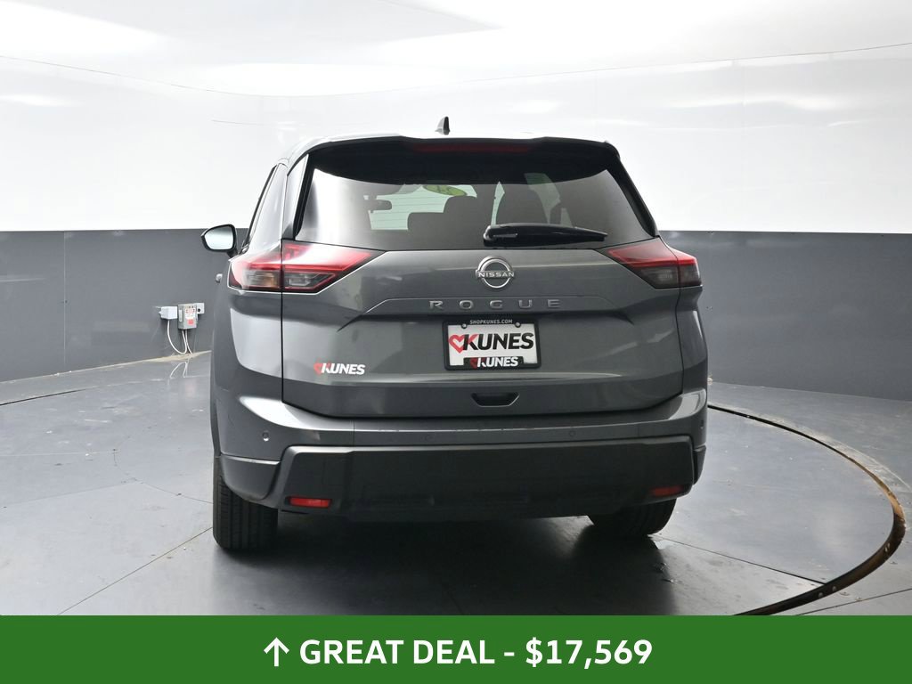 Used 2024 Nissan Rogue S FWD image 12