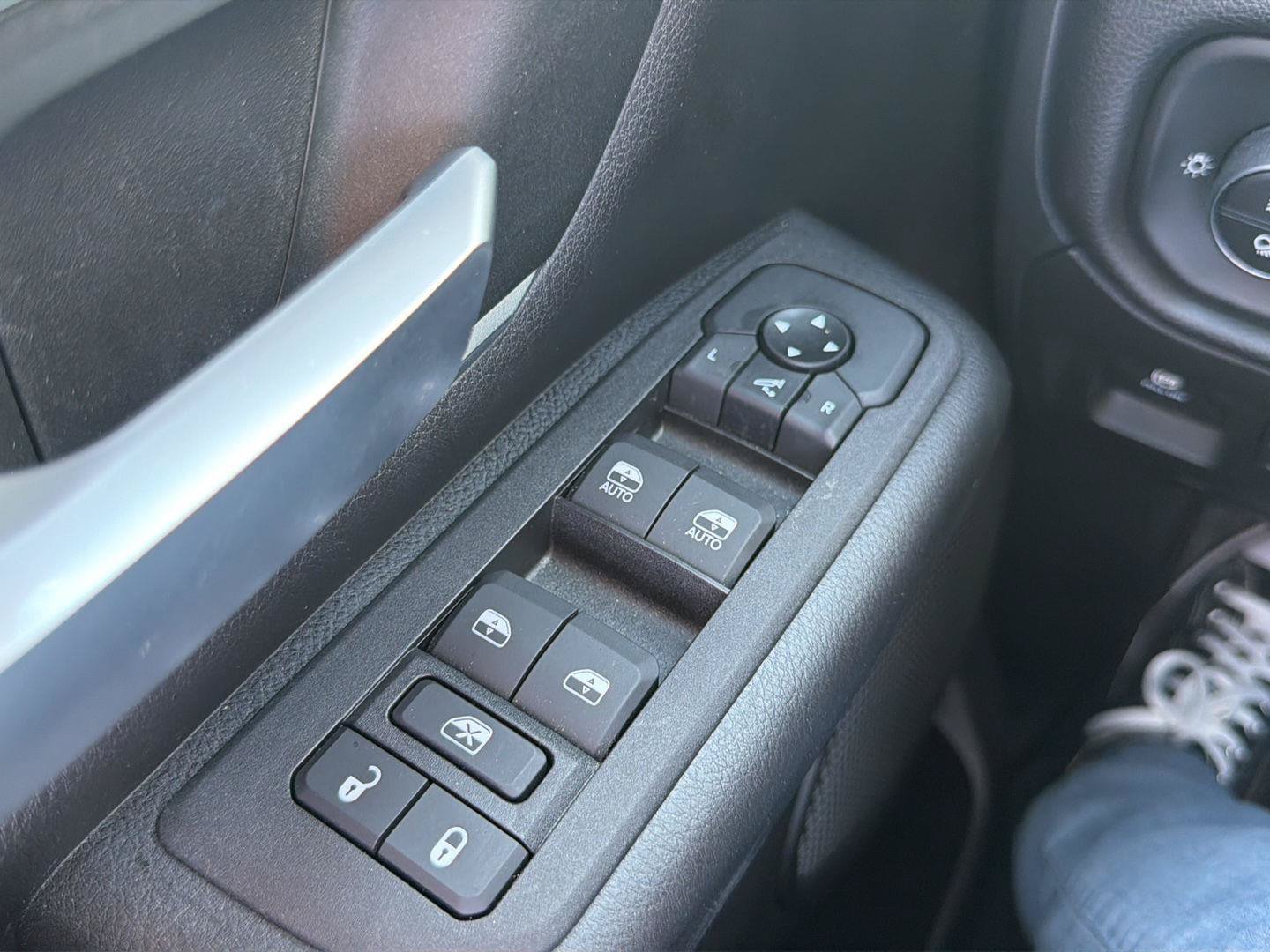 Used 2026 RAM 1500 Lone Star AWD/4WD image 31