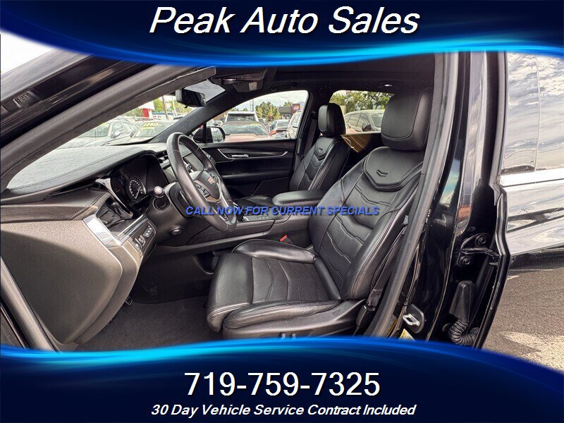 Used 2017 Cadillac XT5 Platinum AWD/4WD image 14