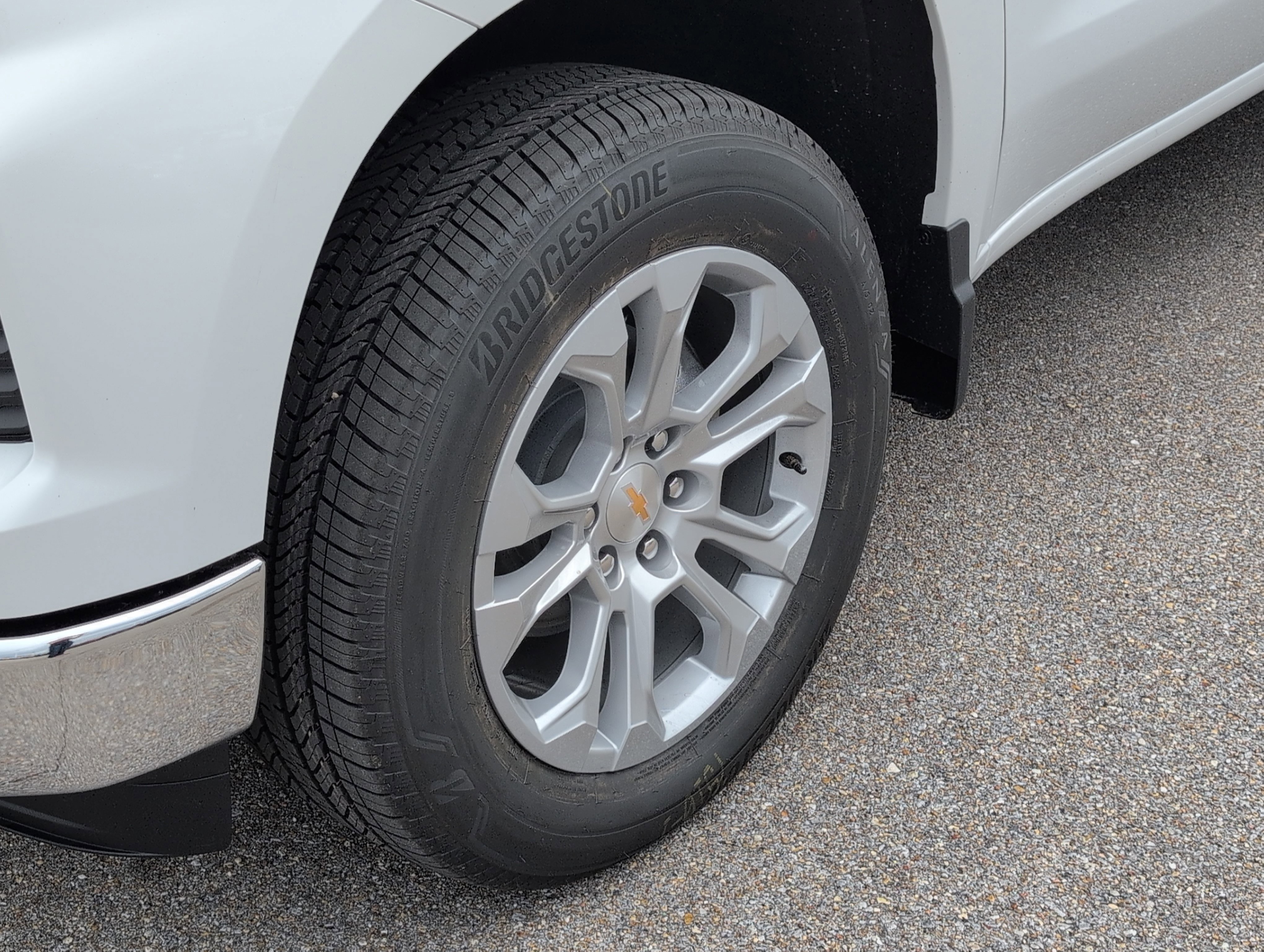 New 2026 Chevrolet Silverado 1500 LTZ w/ LTZ Premium Package AWD/4WD image 11