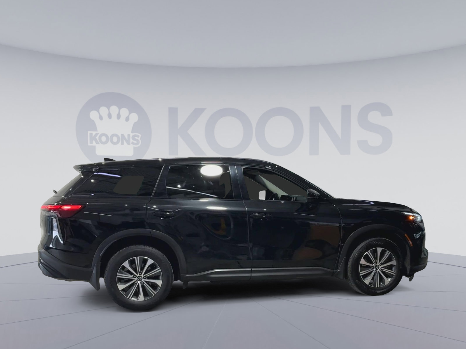 Used 2025 INFINITI QX60 Pure image 12