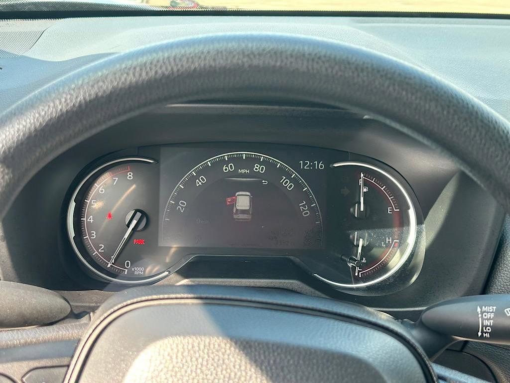 Certified 2025 Toyota RAV4 LE image 24