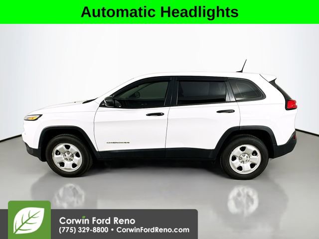 Used 2016 Jeep Cherokee Sport w/ Trailer Tow Group AWD/4WD image 4