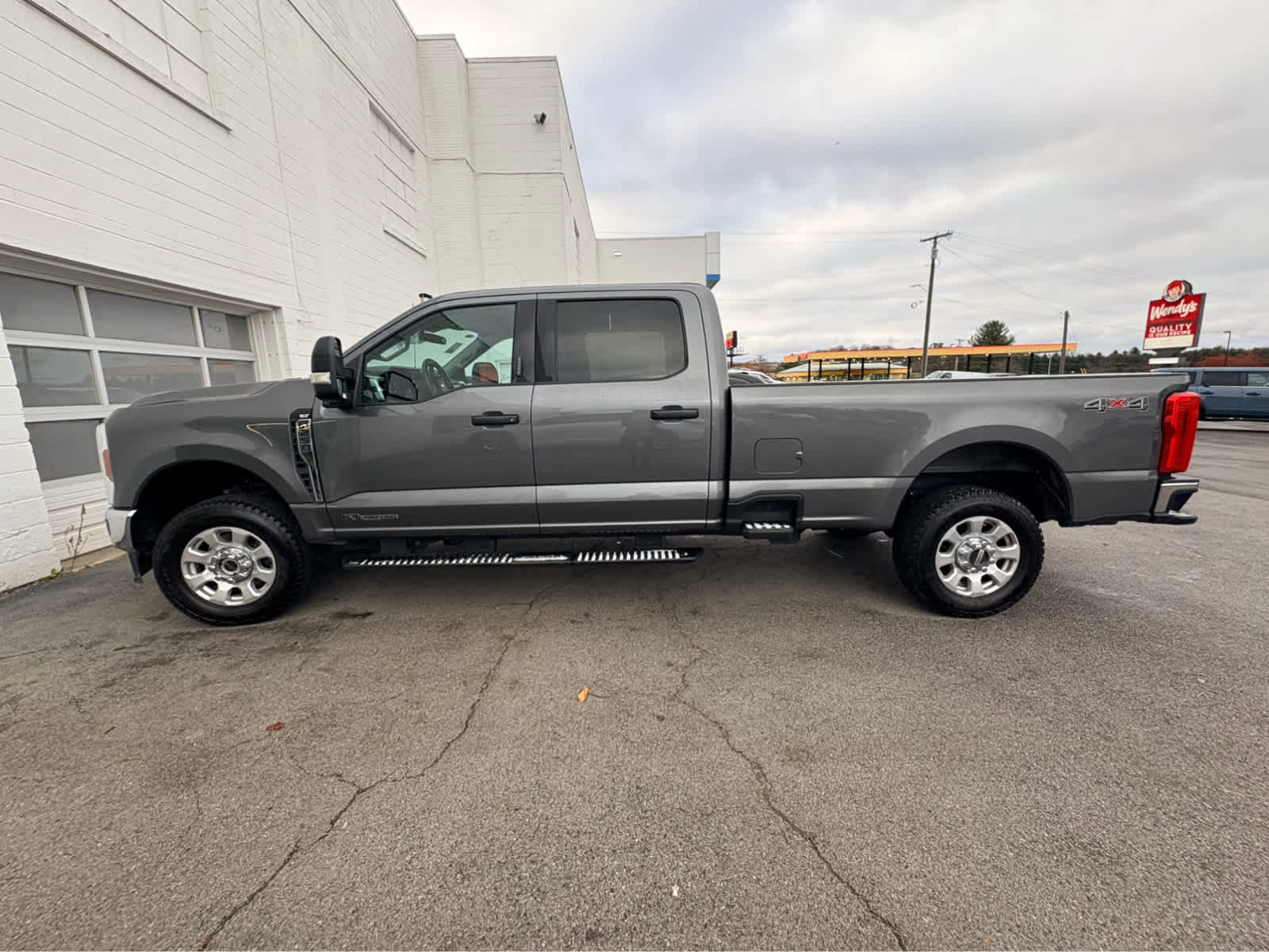 Used 2024 Ford F250 XLT image 8