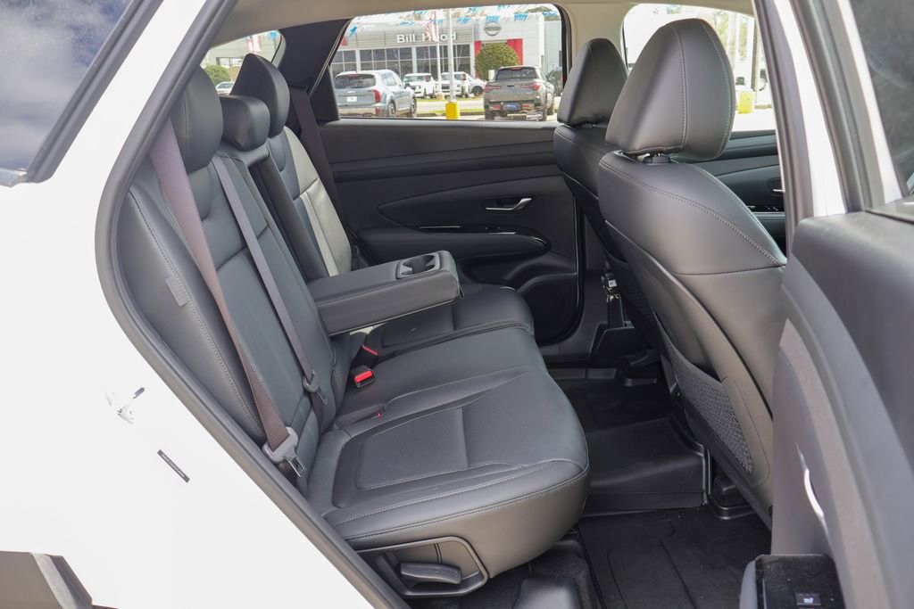 Certified 2025 Hyundai Tucson Limited image 10