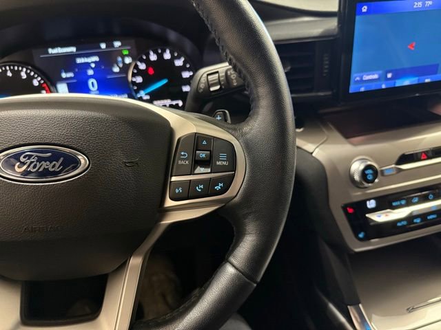 Used 2021 Ford Explorer XLT w/ Equipment Group 202A image 17