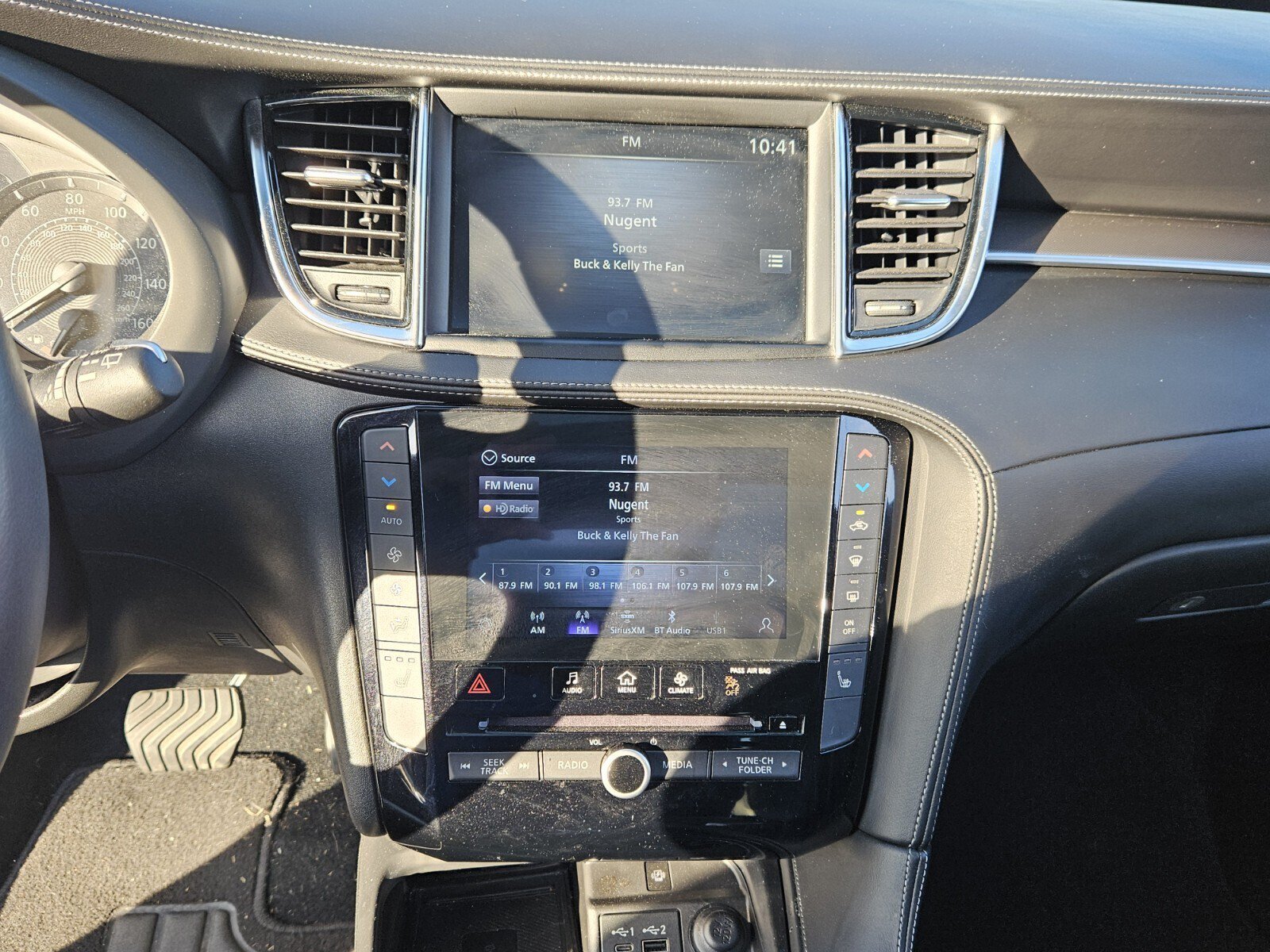 Used 2023 INFINITI QX50 Luxe FWD image 20