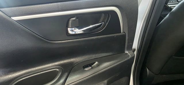 Used 2017 Nissan Altima 2.5 SV image 23