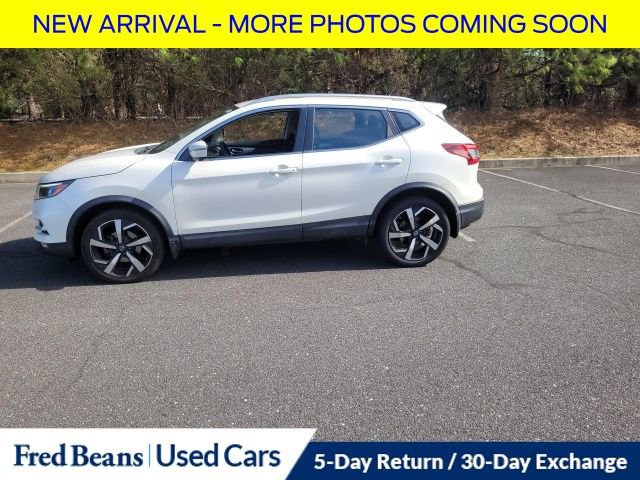 Used 2020 Nissan Rogue Sport SL w/ Premium Package image 6