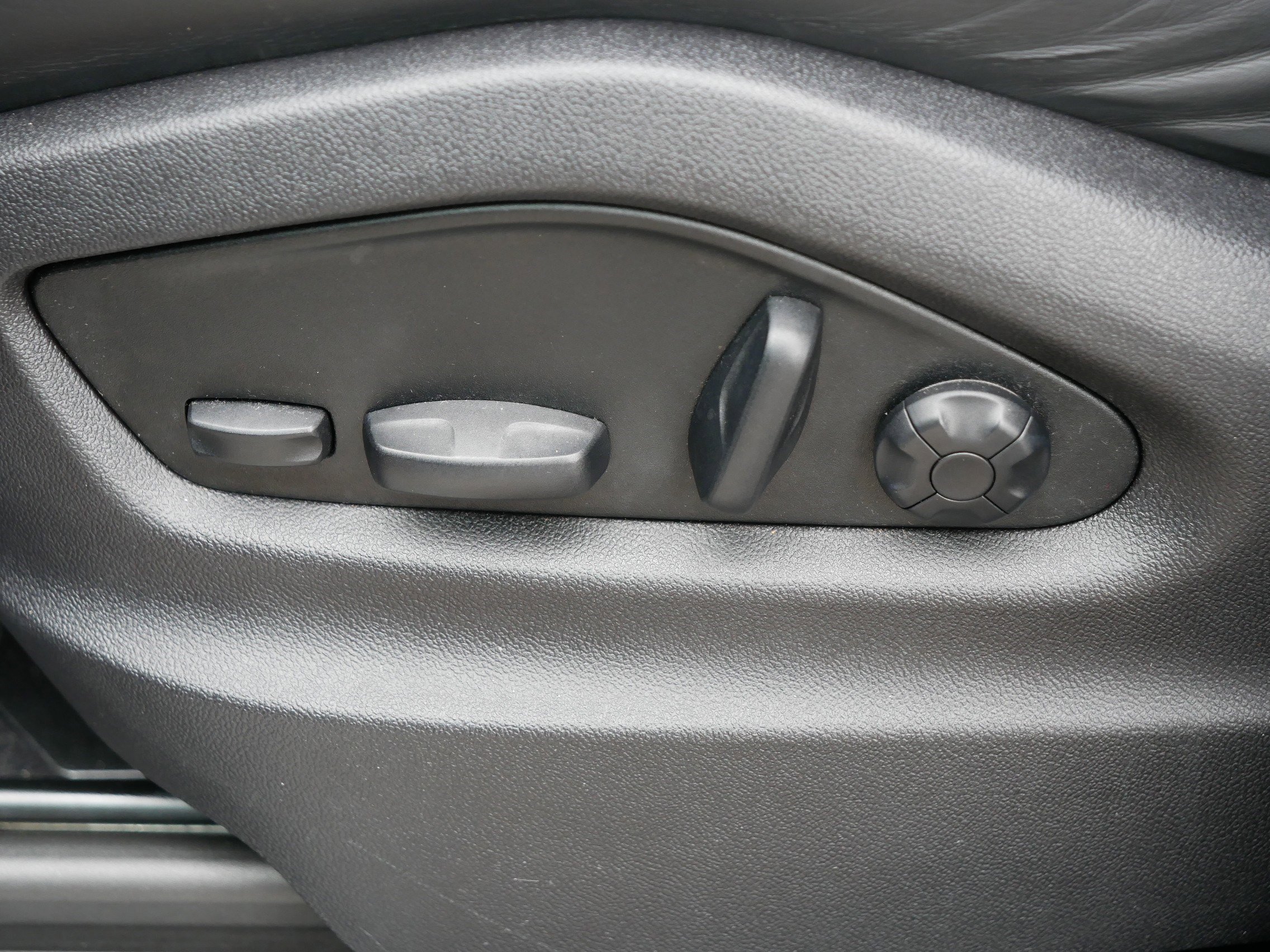 Used 2023 Porsche Cayenne image 20