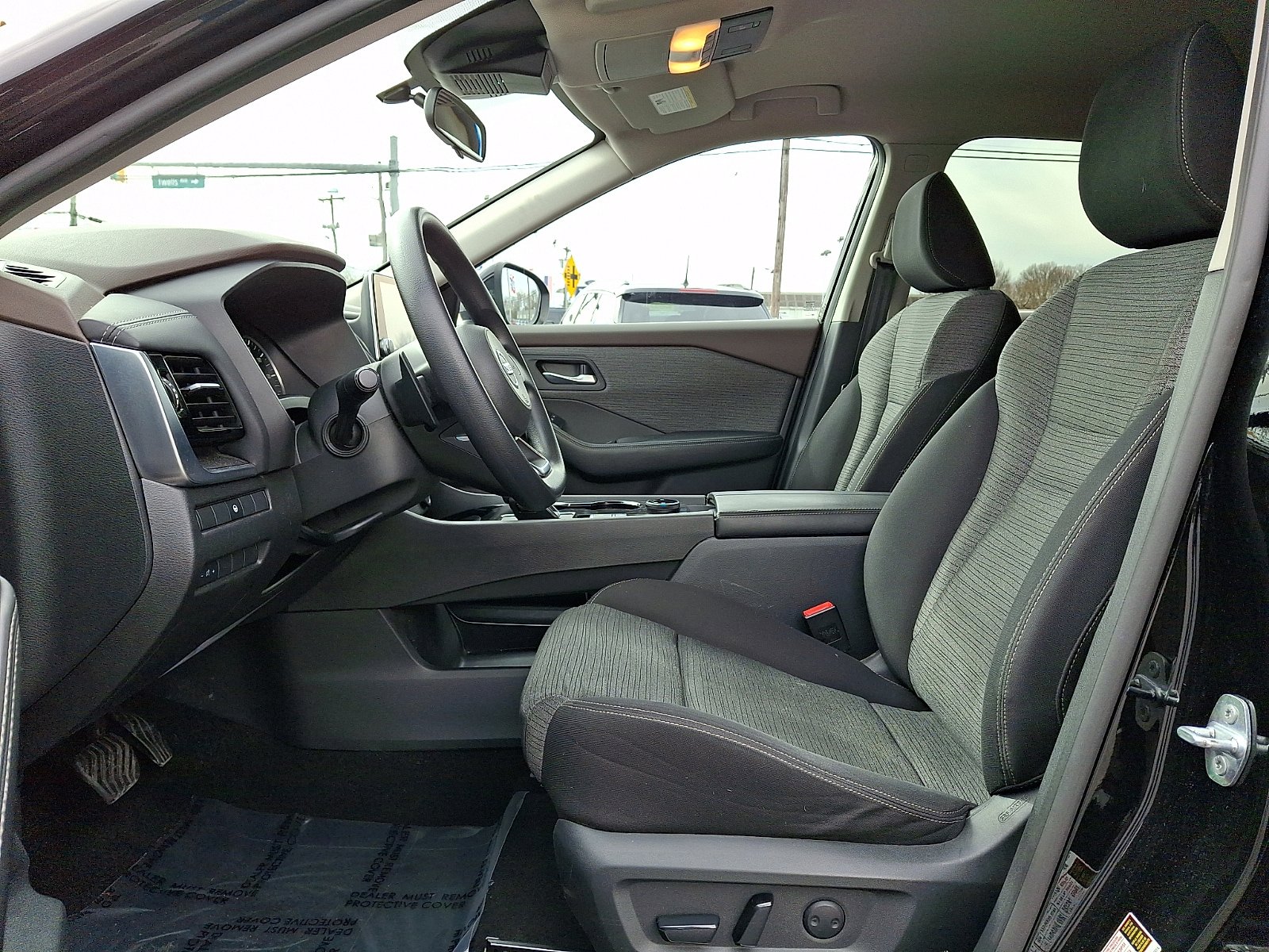 Used 2021 Nissan Rogue SV AWD/4WD image 13