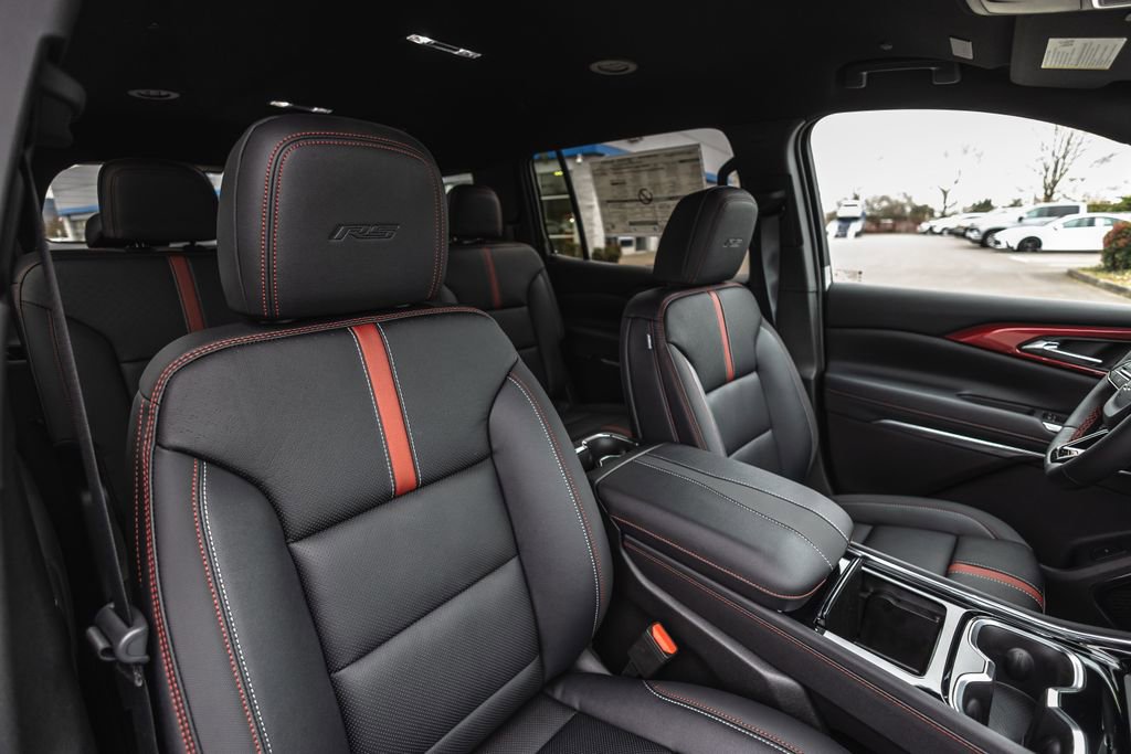 New 2026 Chevrolet Traverse RS w/ LPO, Floor Liner Package image 29
