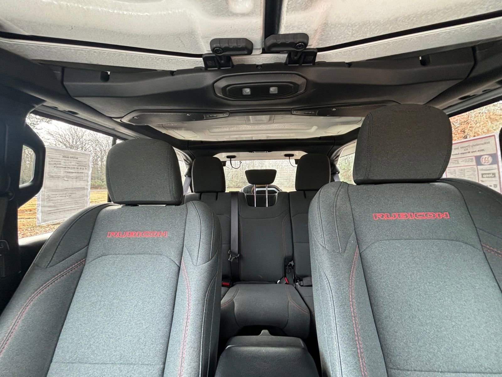 Used 2024 Jeep Wrangler Unlimited Rubicon image 30