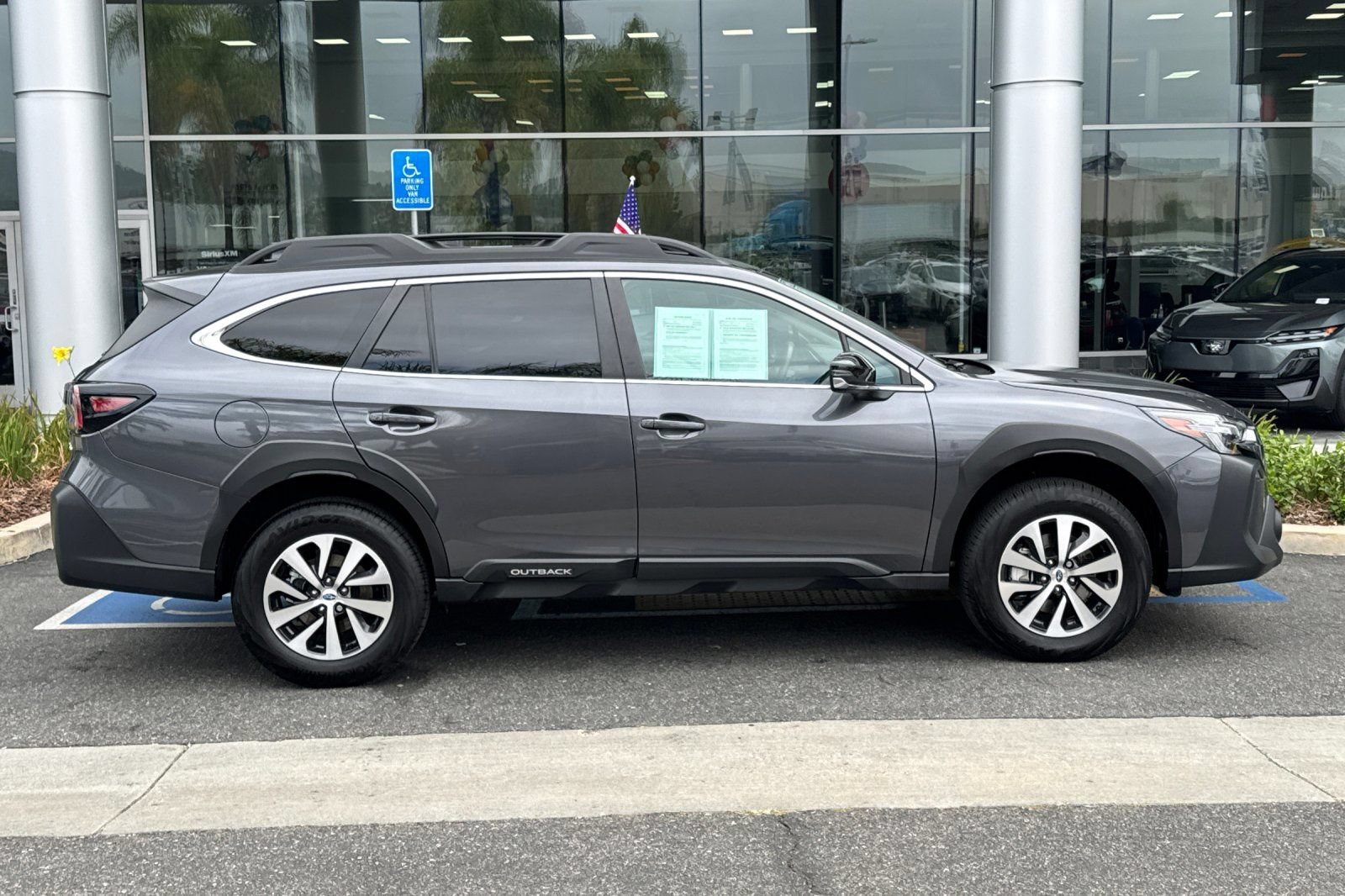 Certified 2025 Subaru Outback Premium AWD/4WD image 3