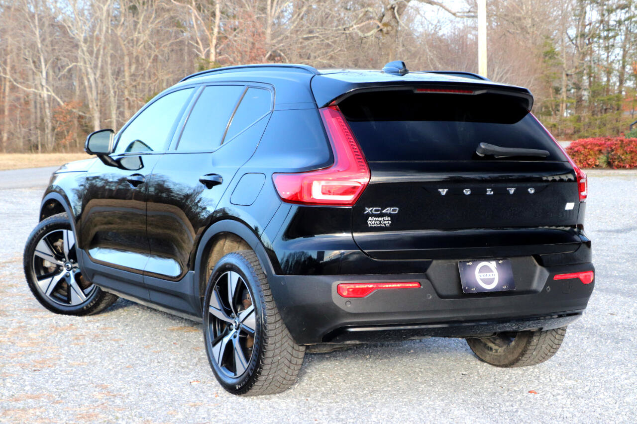 Used 2022 Volvo XC40 P8 Recharge Plus image 36
