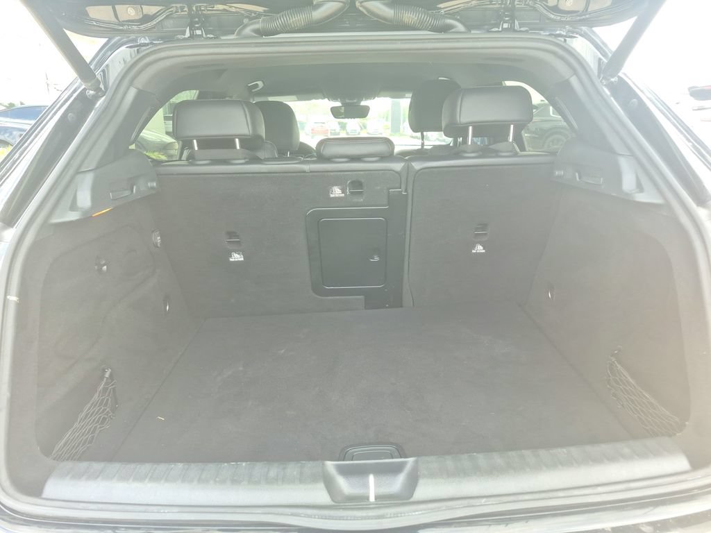 Used 2016 Mercedes-Benz GLA 250 4MATIC image 32
