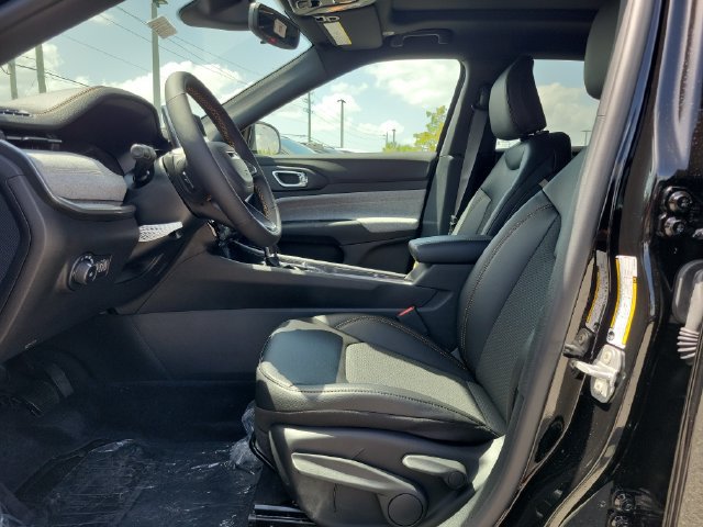 New 2026 Jeep Compass Latitude AWD/4WD image 11