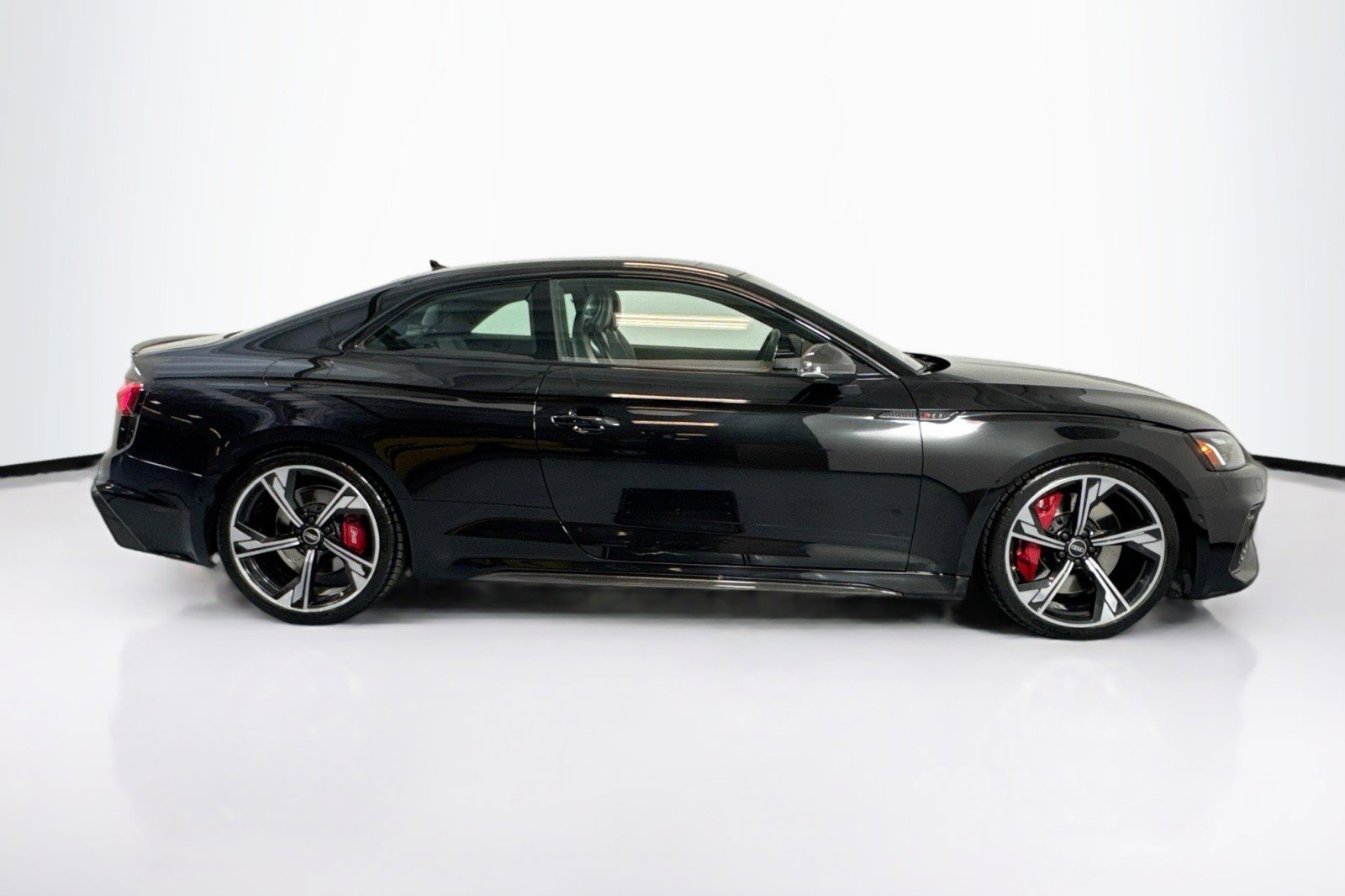 Used 2022 Audi RS 5 w/ Black Optic Carbon Package image 4