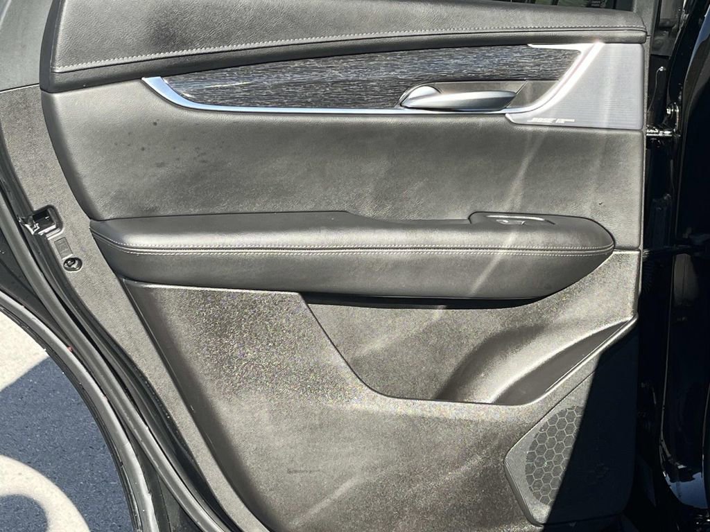 Certified 2022 Cadillac XT5 Premium Luxury image 21