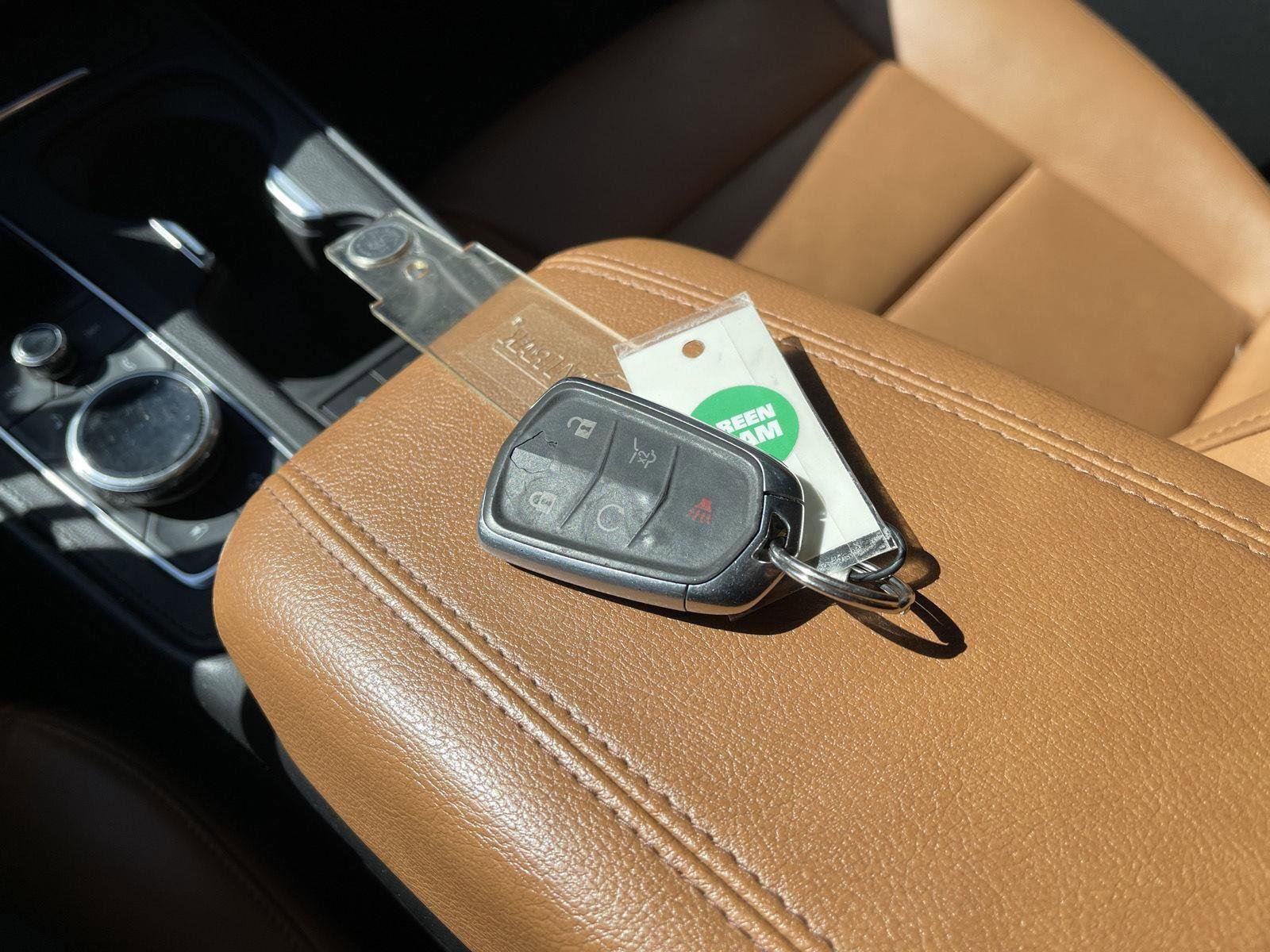 Used 2019 Cadillac XT4 Premium Luxury w/ Enhanced Visibility Package image 44