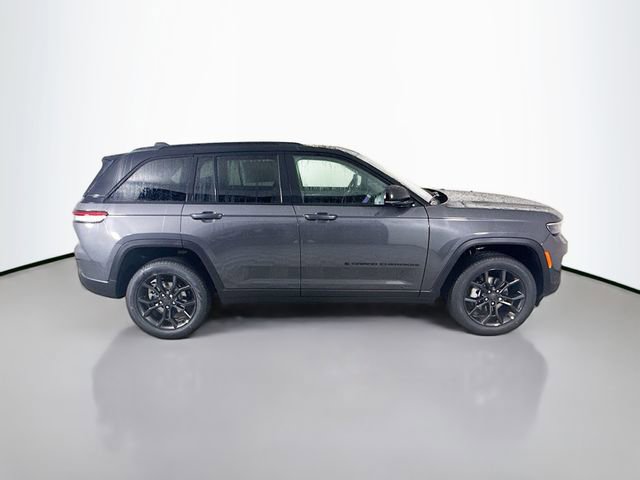 New 2025 Jeep Grand Cherokee Limited image 8