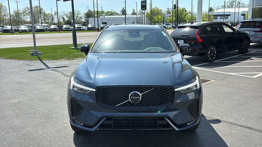 New 2026 Volvo XC60 B5 Plus w/ Climate Package AWD/4WD image 5