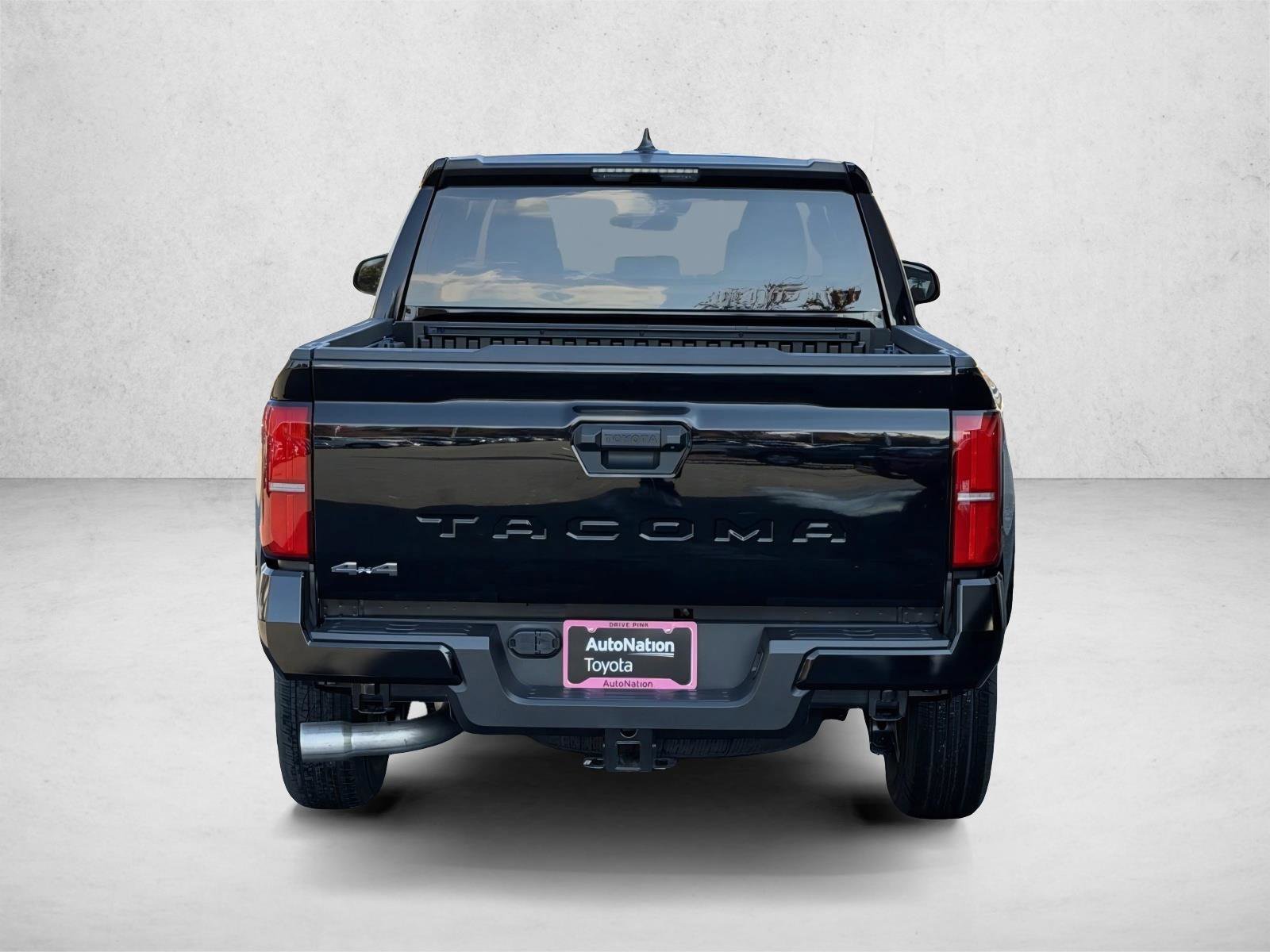 Certified 2025 Toyota Tacoma SR5 AWD/4WD image 6