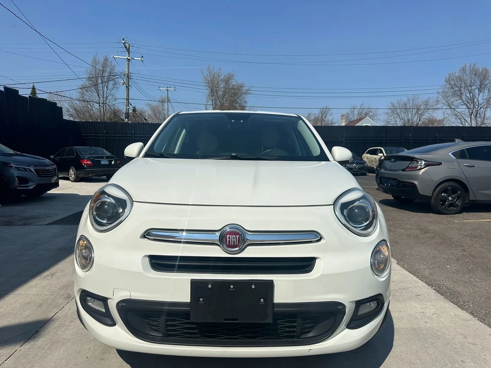 Used 2016 FIAT 500X Lounge image 2
