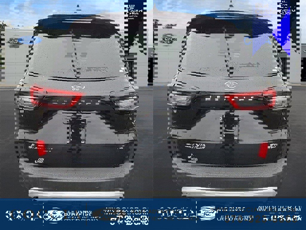 Certified 2023 Ford Escape Platinum w/ Class II Trailer Tow Package image 5