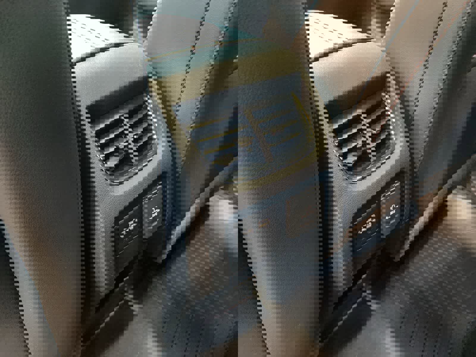 Used 2019 Chevrolet Blazer RS w/ Sun and Wheels Package image 28