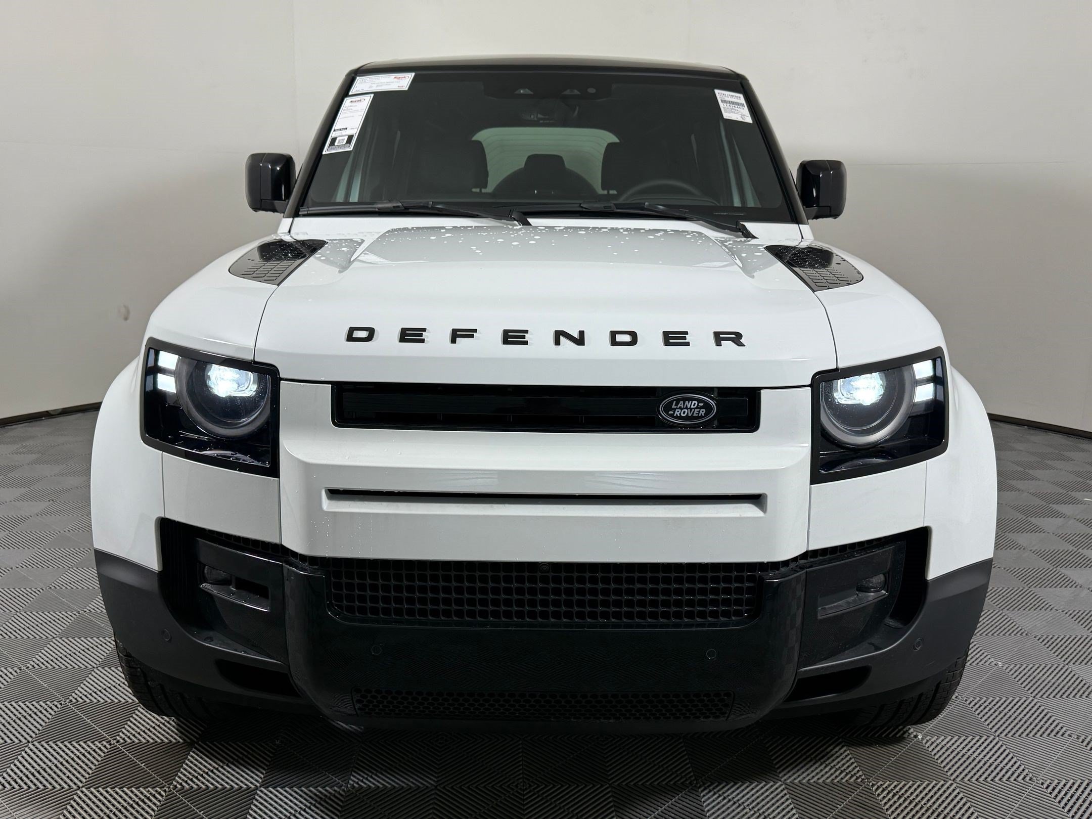 New 2026 Land Rover Defender 110 S AWD/4WD image 5
