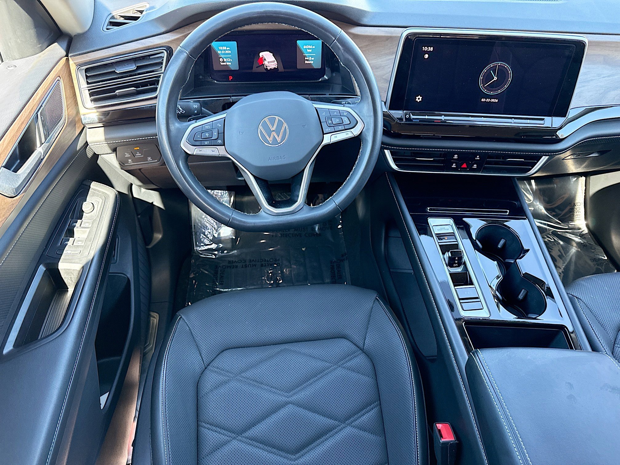 Used 2024 Volkswagen Atlas SE image 16