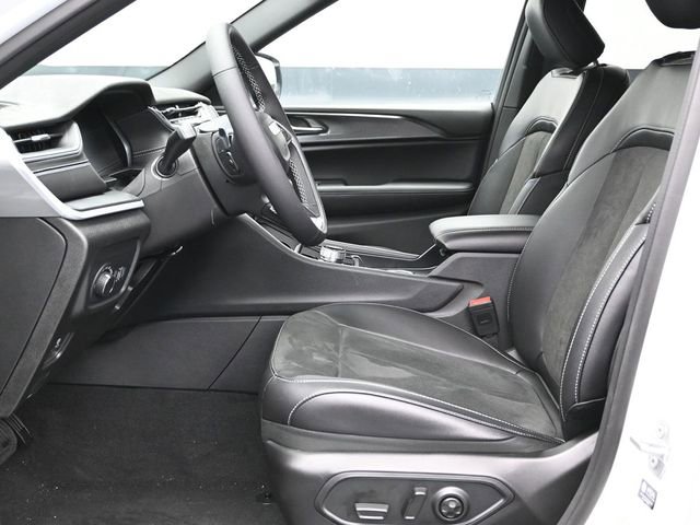 New 2025 Jeep Grand Cherokee L Laredo image 20