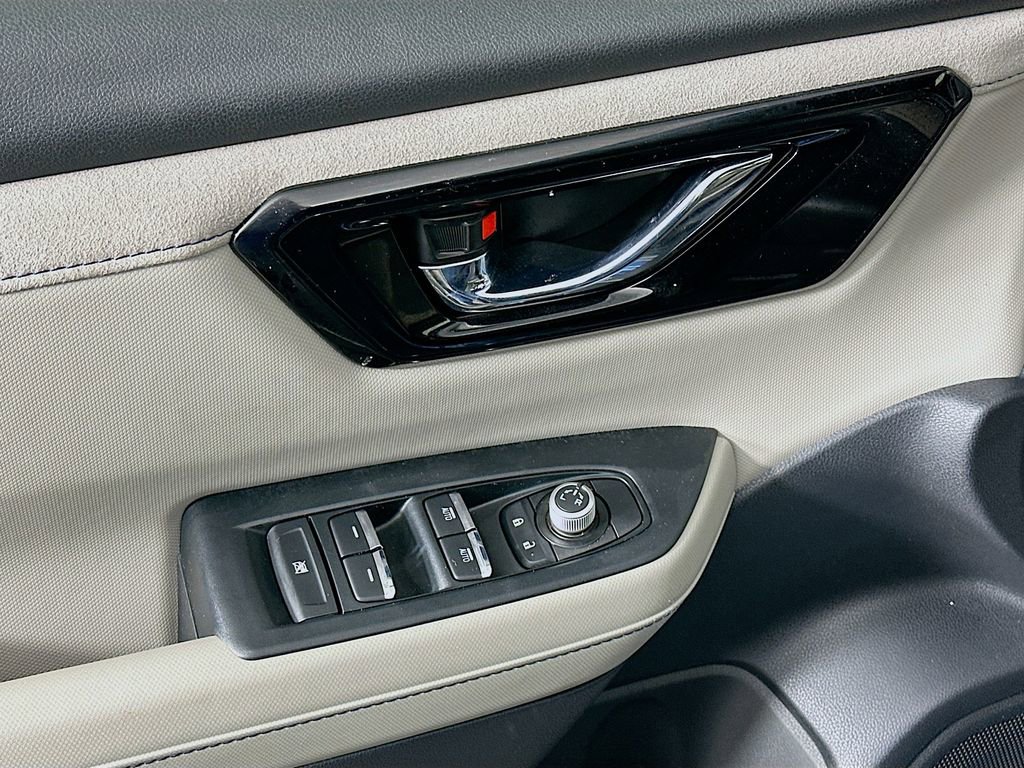 Certified 2025 Subaru Forester Limited image 24