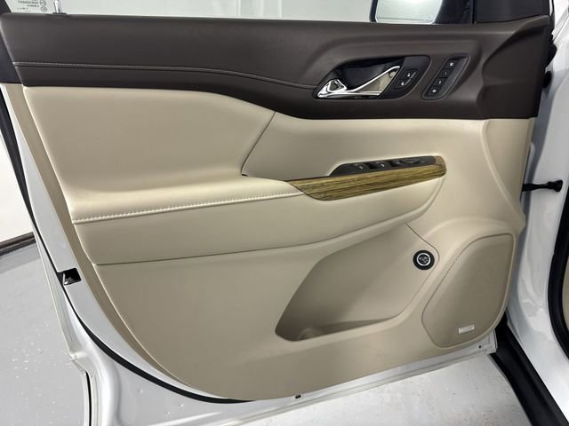 Used 2019 GMC Acadia Denali AWD/4WD image 19