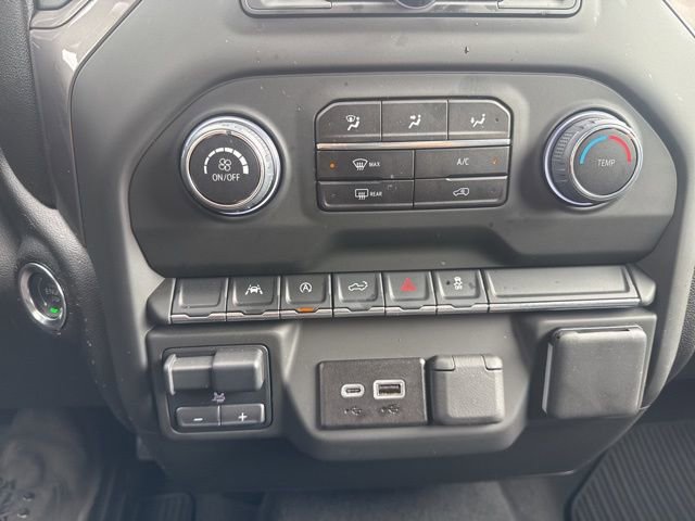 Used 2025 Chevrolet Silverado 1500 Custom AWD/4WD image 27