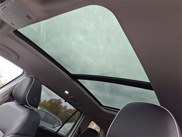 New 2026 Volkswagen Atlas SEL Premium R-Line image 7