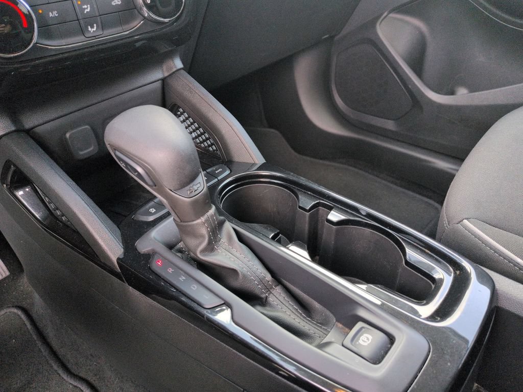 Used 2025 Chevrolet TrailBlazer LT AWD/4WD image 19