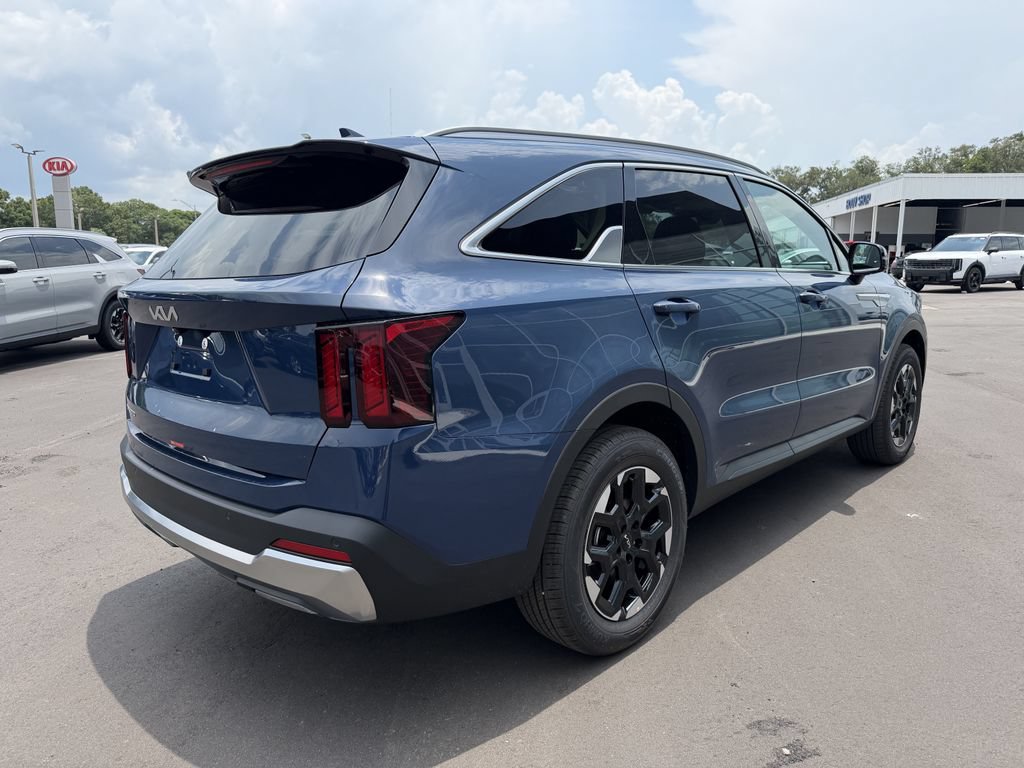 New 2026 Kia Sorento S FWD image 4