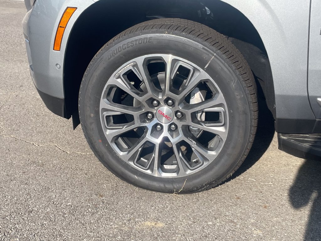 New 2026 GMC Yukon Denali w/ Advanced Technology Package AWD/4WD image 31