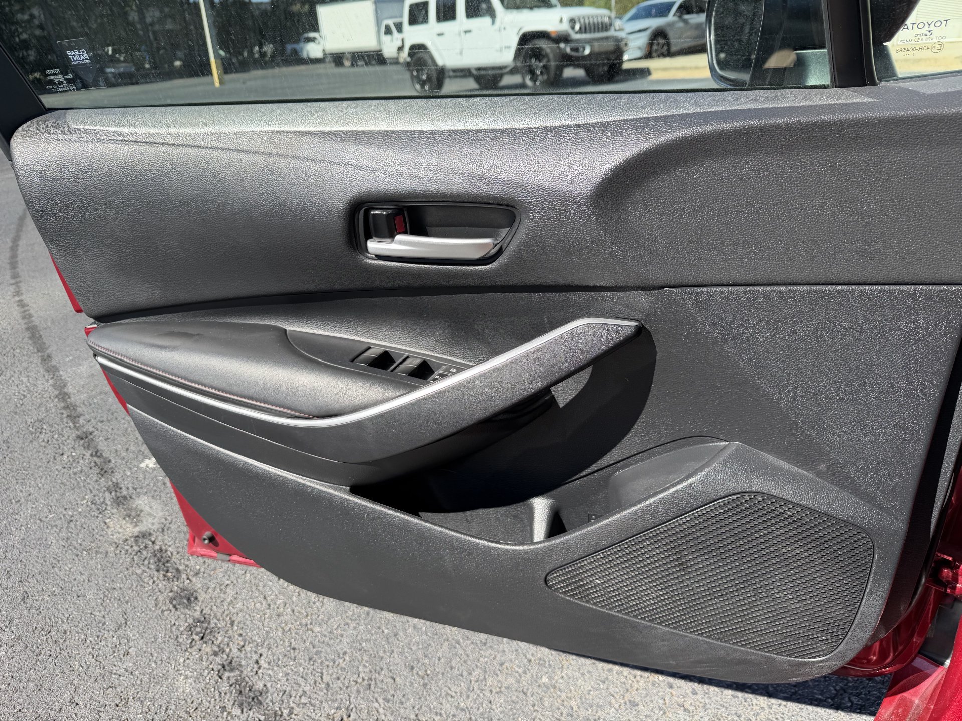 Used 2024 Toyota Corolla SE FWD image 13