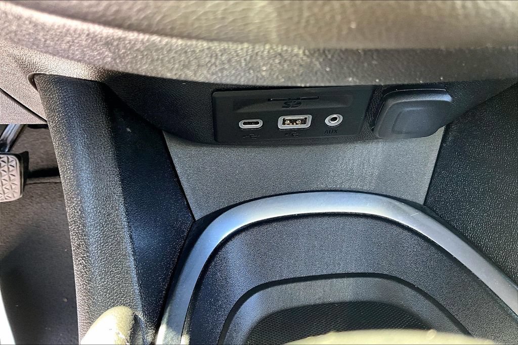 Used 2024 Chevrolet Malibu LT FWD image 14